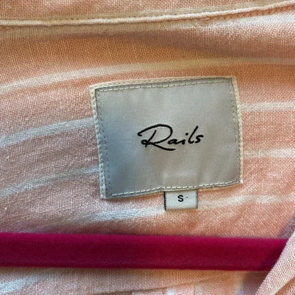 Rails Button down - Picture 3 of 4